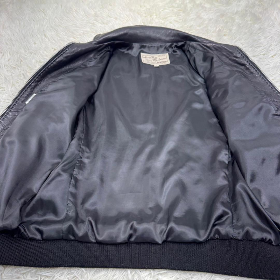 極美品✨AVIREX　レザージャケット　ブラック　ライダース　羊革　本革 M