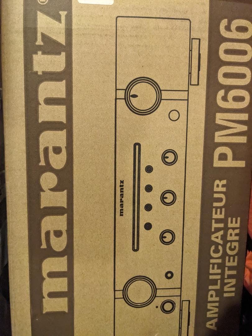 Marantz PM6006（マランツ）のプリメインアンプ