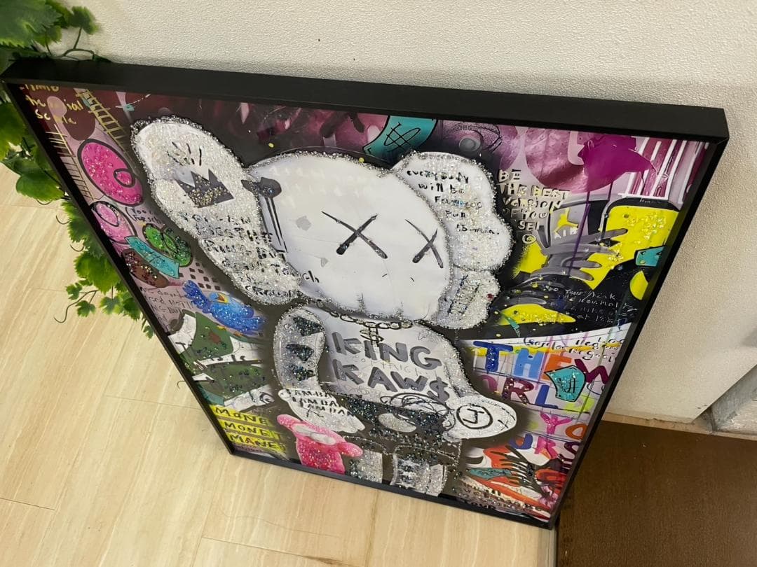 水晶絵　KAWS　カウズ　コンパニオン　アートパネル　クリスタル　立体　絵画
