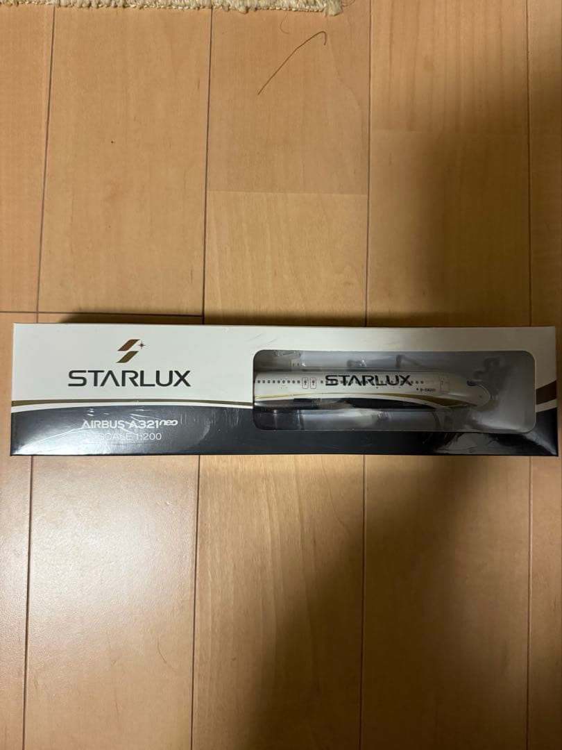 スターラックス航空 STARLUX-A321neo 1:200 模型