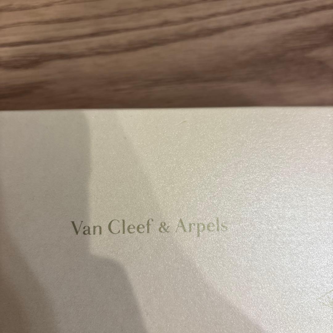 Van Cleef & Arpels 空箱　ギフトボックス
