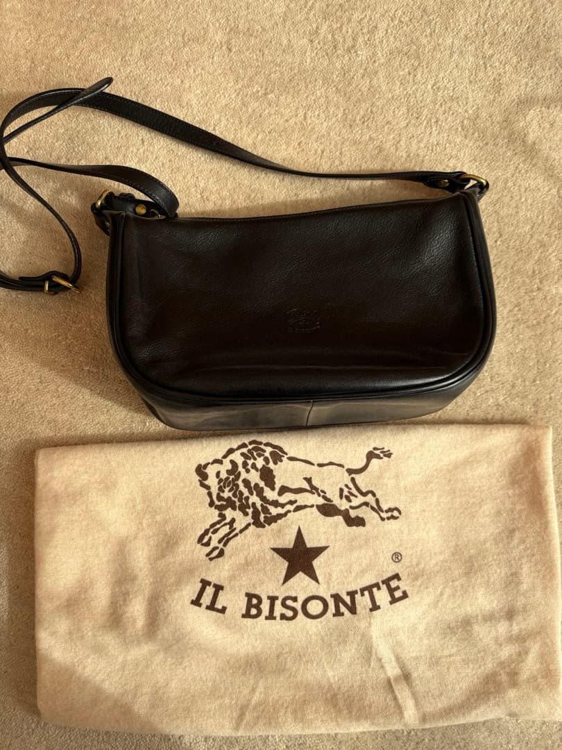 イルビゾンテ　ショルダーバッグ