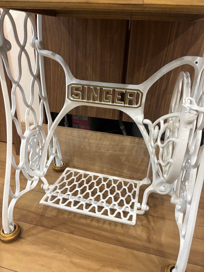 singer ホワイト網足　ミシンテーブル　引き出しつき
