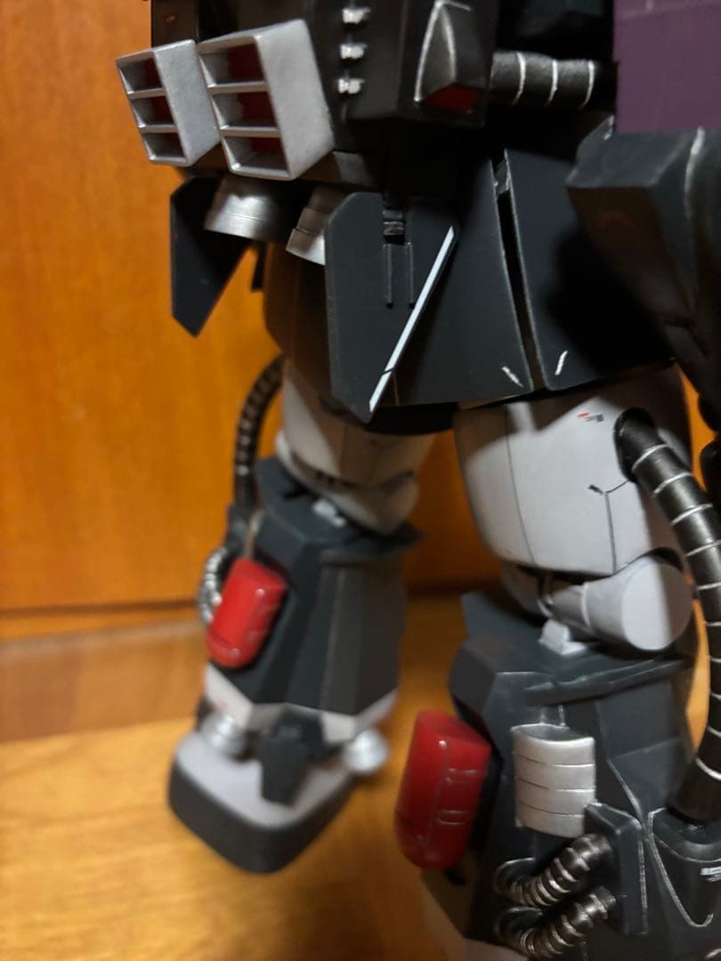 W*1様 ジャンク 旧キット1/60高機動型ザクⅡ 全塗装　完成品