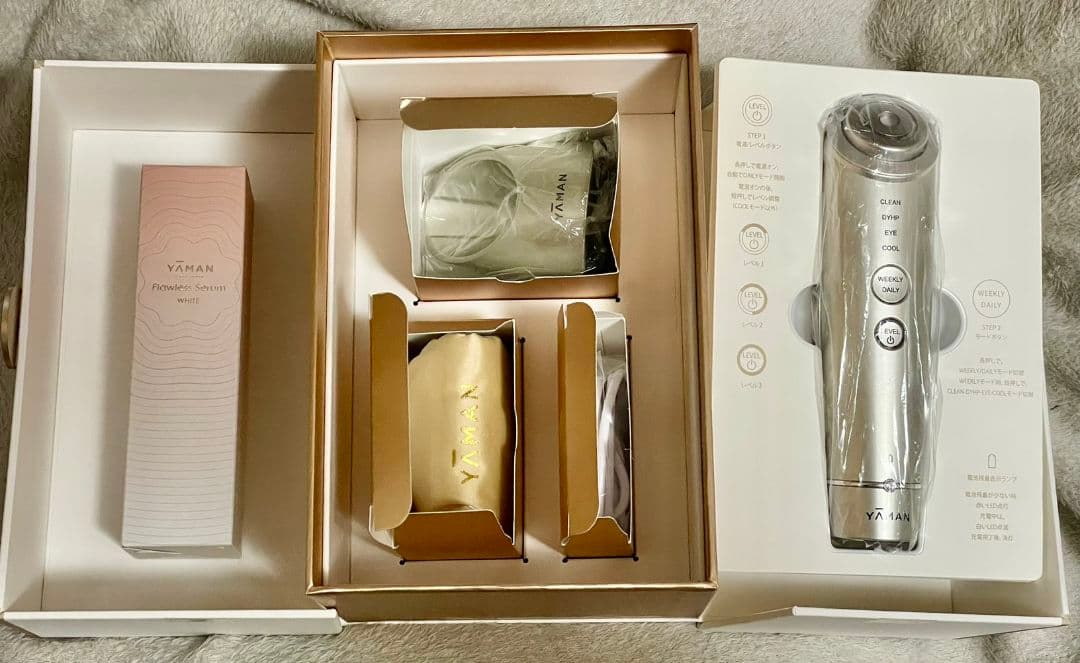 YAMAN 美顔器 フォトプラスシャイニーネオ　専用ジェル付き　✳取扱説明書無し