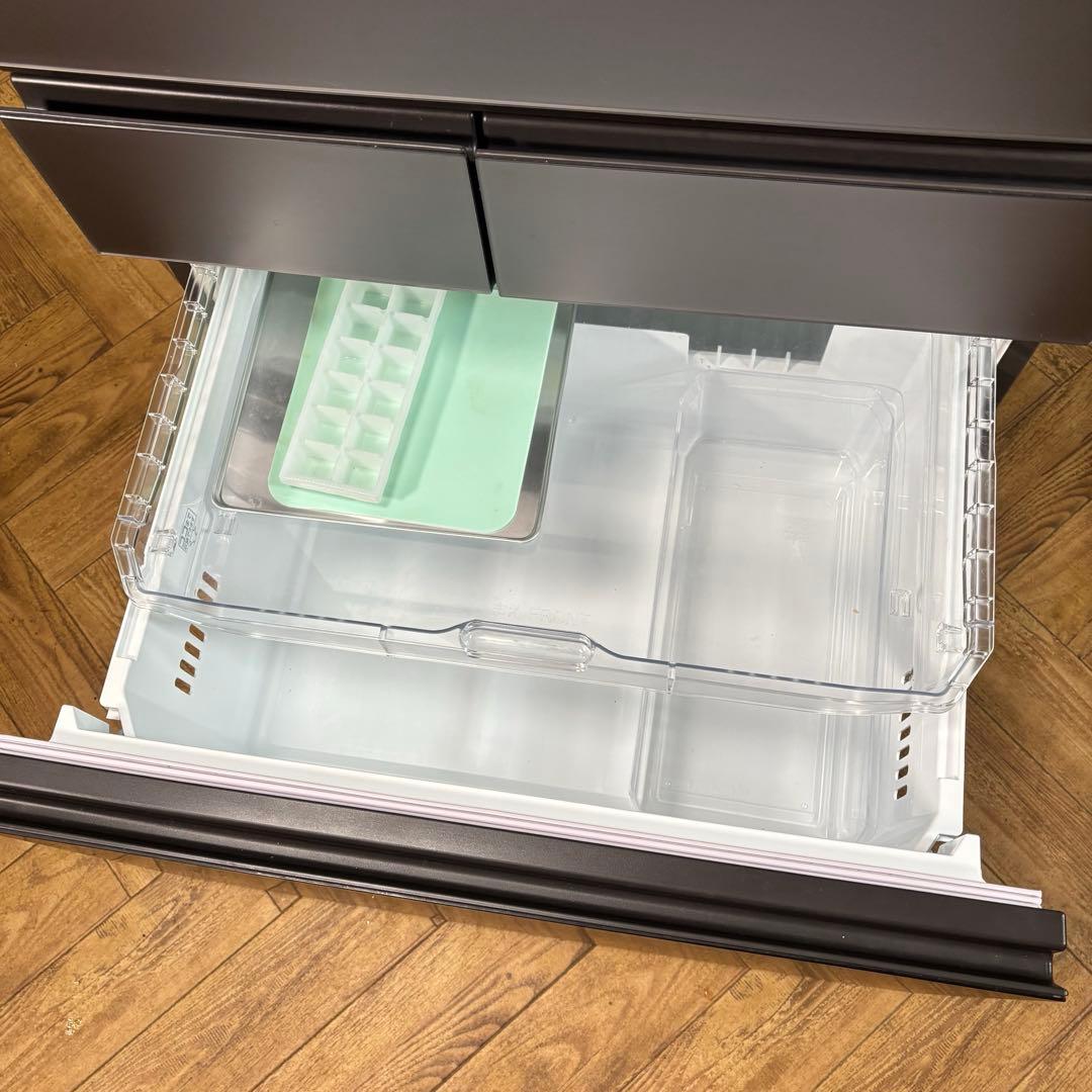 【大活躍✨】TOSHIBA 600L 冷蔵庫　良好　2022年製　自動ドア