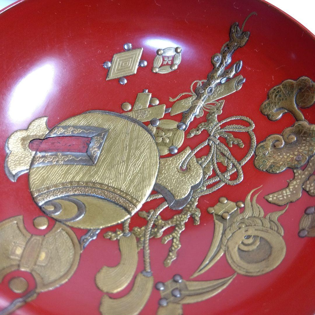 加賀蒔絵　高蒔絵祝い　三つ杯　盃　漆芸　時代高級高蒔絵杯　大正期　黒塗共箱