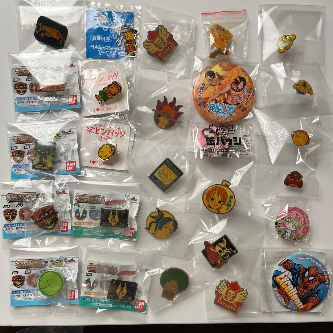 ピンバッジ等 ガンダム　ワンピース　ケロロ軍曹　鬼滅の刃　仮面ライダー　他
