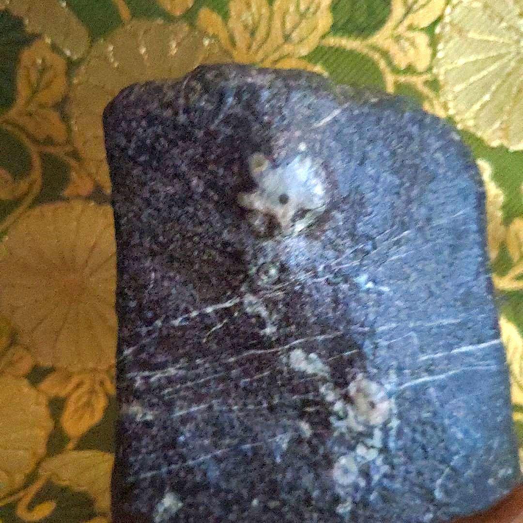 【最終価格】門司　梅花石　台座付　水石　盆石