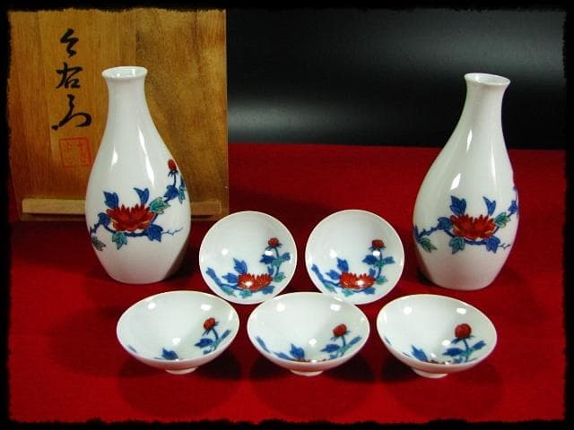 人間国宝 今泉 今右衛門 13代 錦牡丹絵 酒器 徳利 盃 未使用品 c481