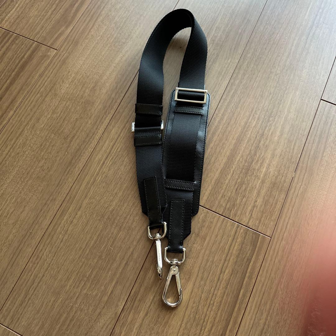 プラダ　ブラックナイロンキャリーケース未使用