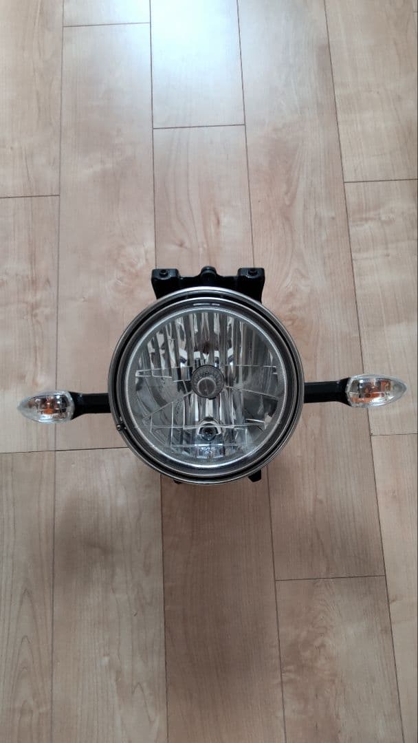 ジクサー150 丸目ヘッドライト(ウインカー装備)