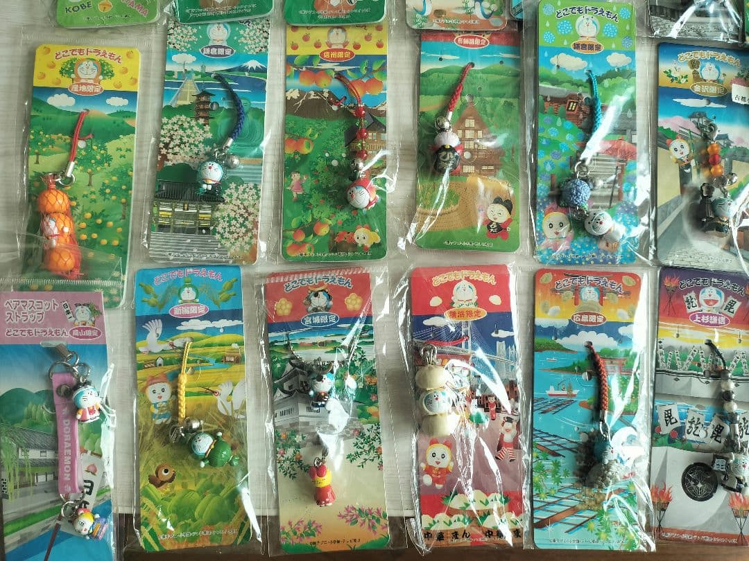 どこでもドラえもん 根づけ 42種 セット キーホルダー ストラップ ご当地