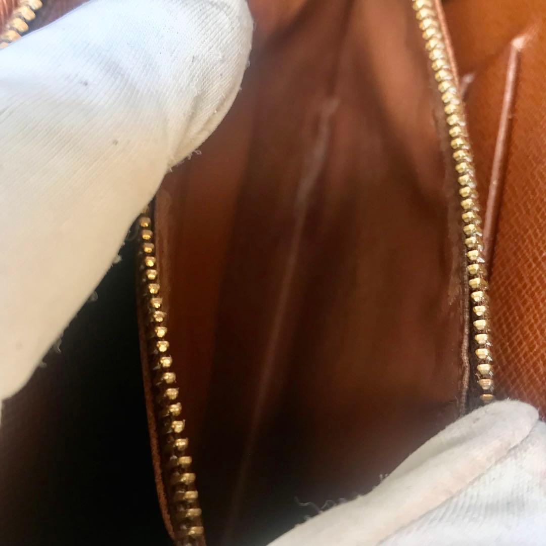 ルイヴィトン　モノグラムポルトモネジップ　ラウンドファスナー　二つ折り長財布