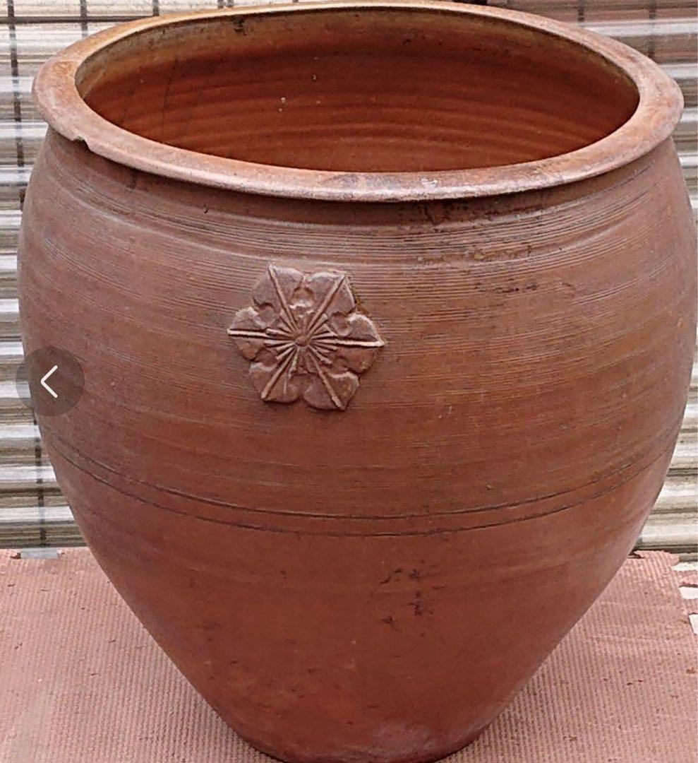 水瓶　メダカ鉢 花紋付き　直径40cm 高さ40cm