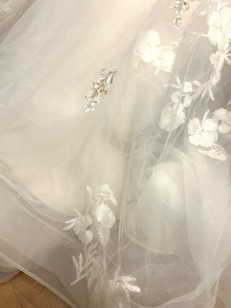 まーくん☆ COCOMELODY ホワイト Aライン ウェディングドレス