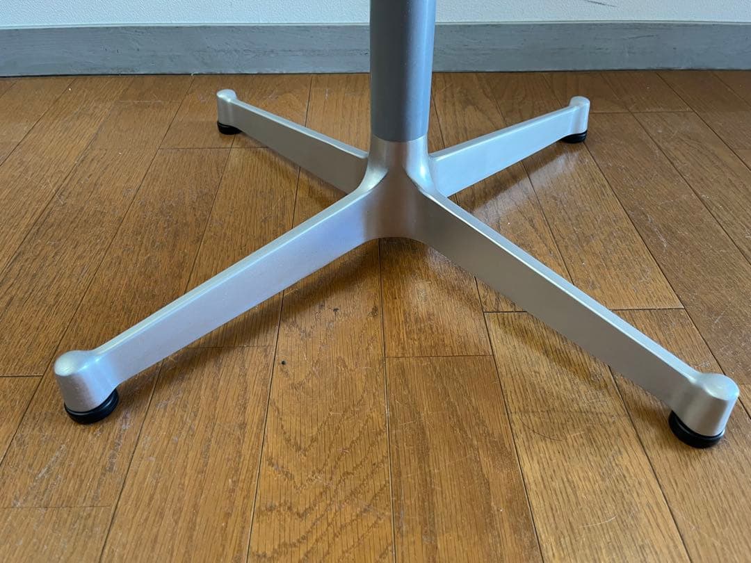 Oliver オリバー　モダン　カフェテーブル　φ600 ラウンド　丸