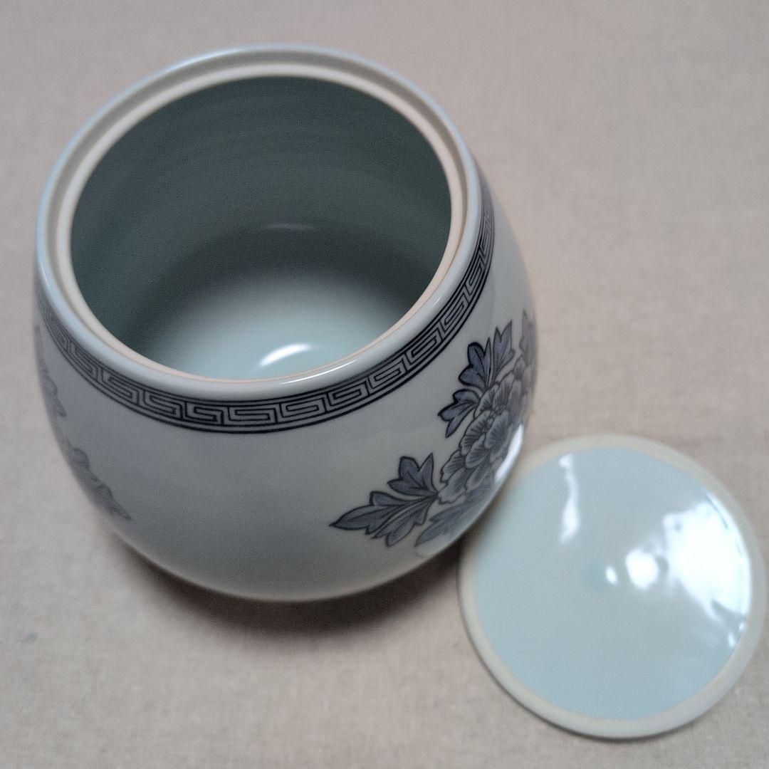 茶道具　水指　古仙窯　染付牡丹紋　桐箱入