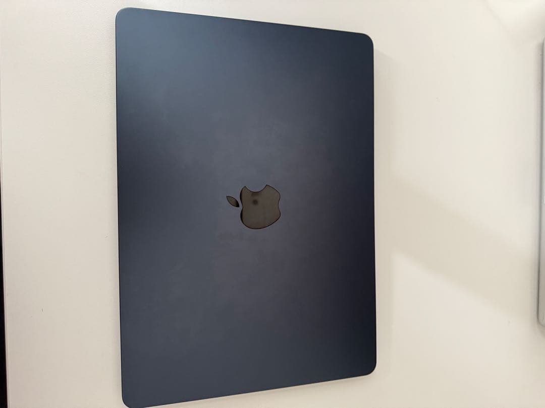 M2 MacBook Air 256GB/8GB USキーボード