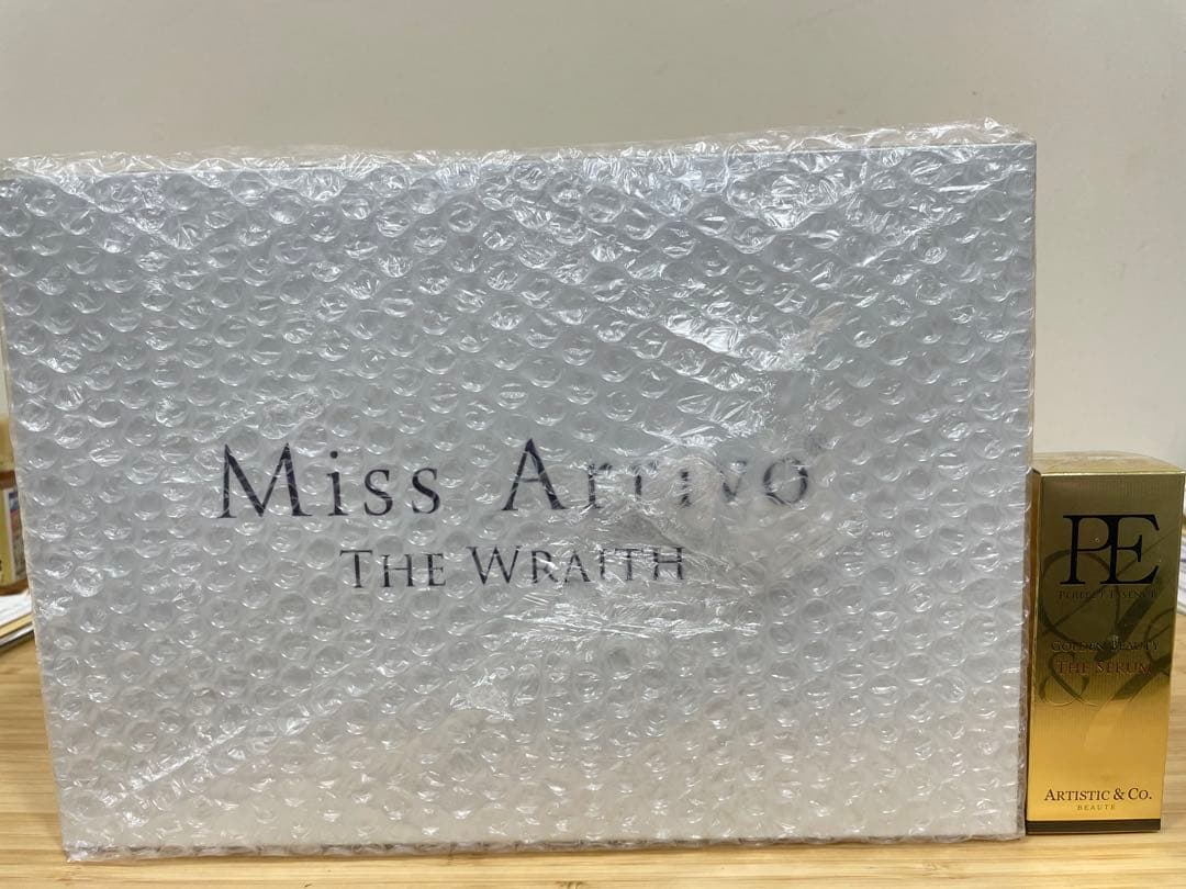 Miss Arrivo THE WRAITH（美容液付き）