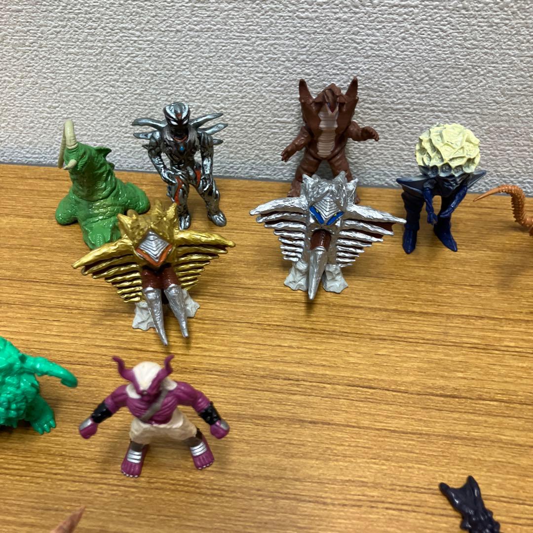 ティガ　ダイナ　モンスター大全集　ウルトラファイト　食玩　など