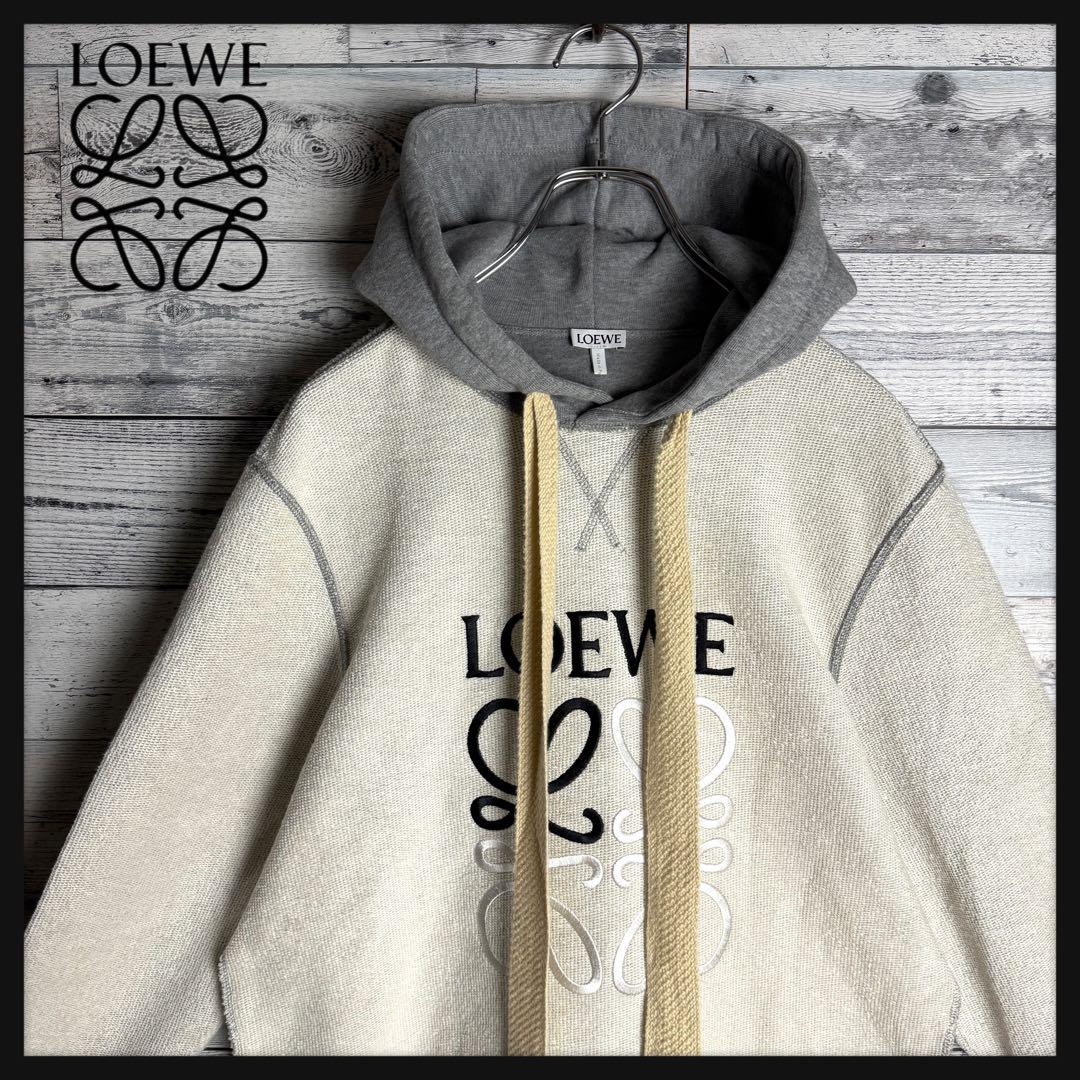 【ひつじ】ロエベ☆ 立体刺繍アナグラムロゴ入り スウェットパーカー.