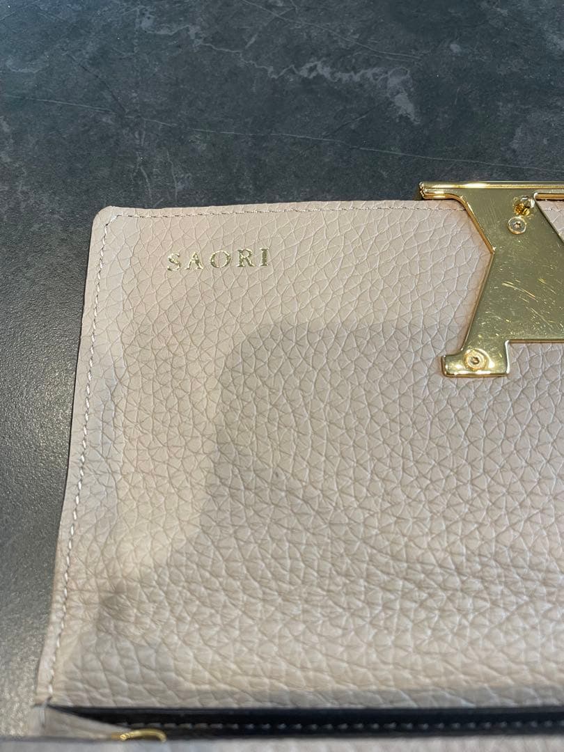 Louis Vuitton ベージュ 二つ折り財布