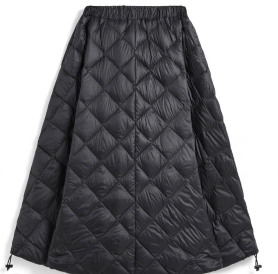 未使用　軽くて上質なダウン　TAION シティ ダウンスカート　新作