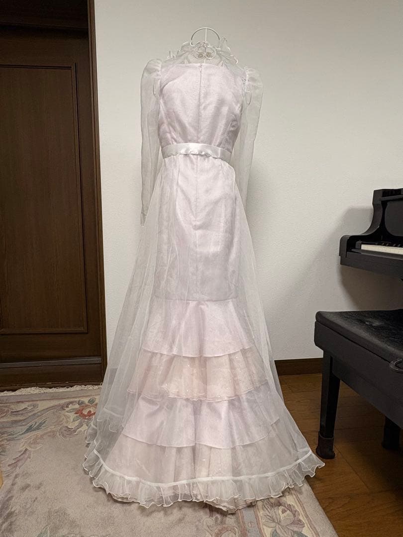 E*様 FUNQUETH フリルドレスとオーガンジーロングジレ　アクセサリー付き