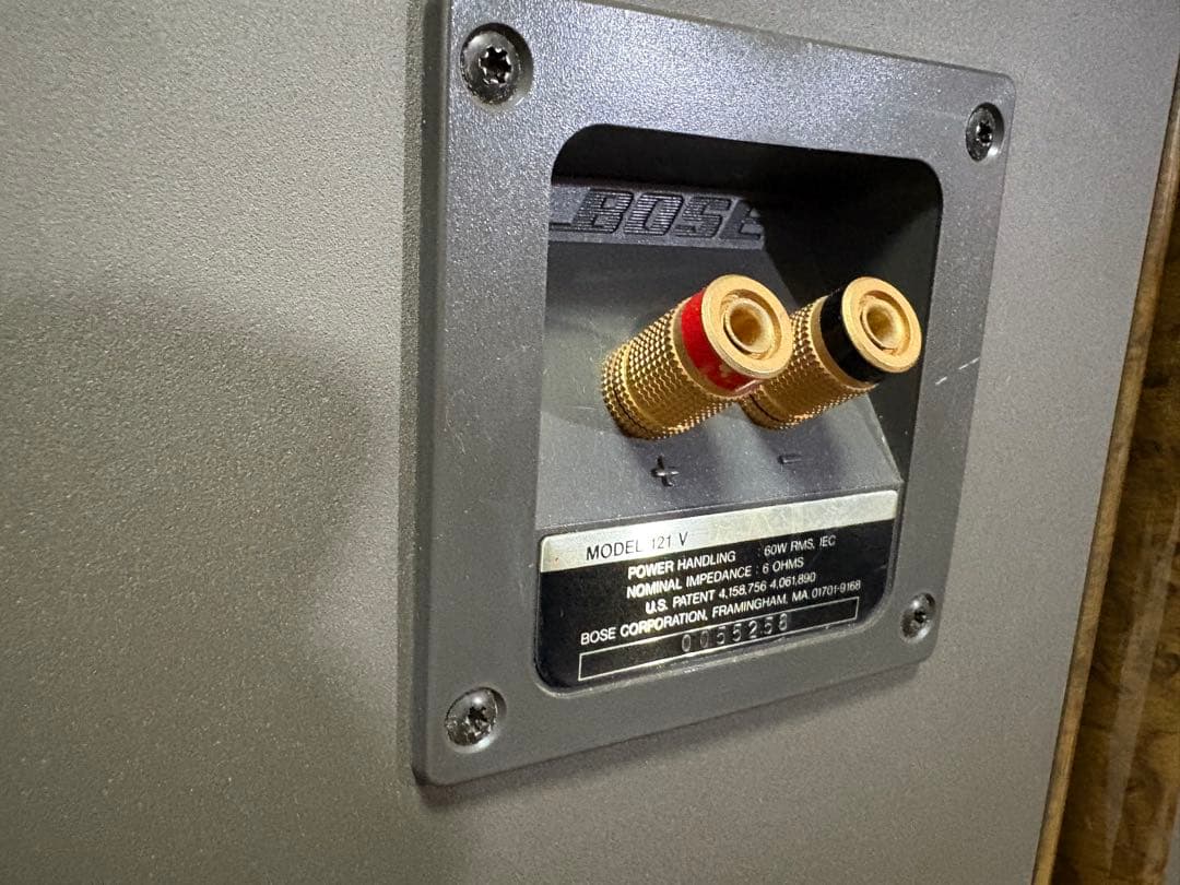 動作品 BOSE 121V スピーカー