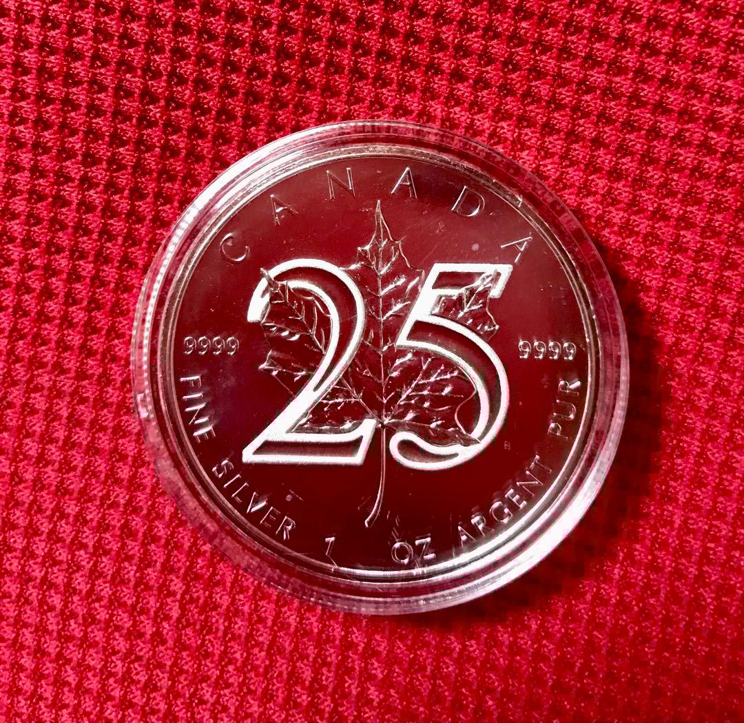 2013年　メイプルリーフ銀貨　25周年　1オンス　純銀