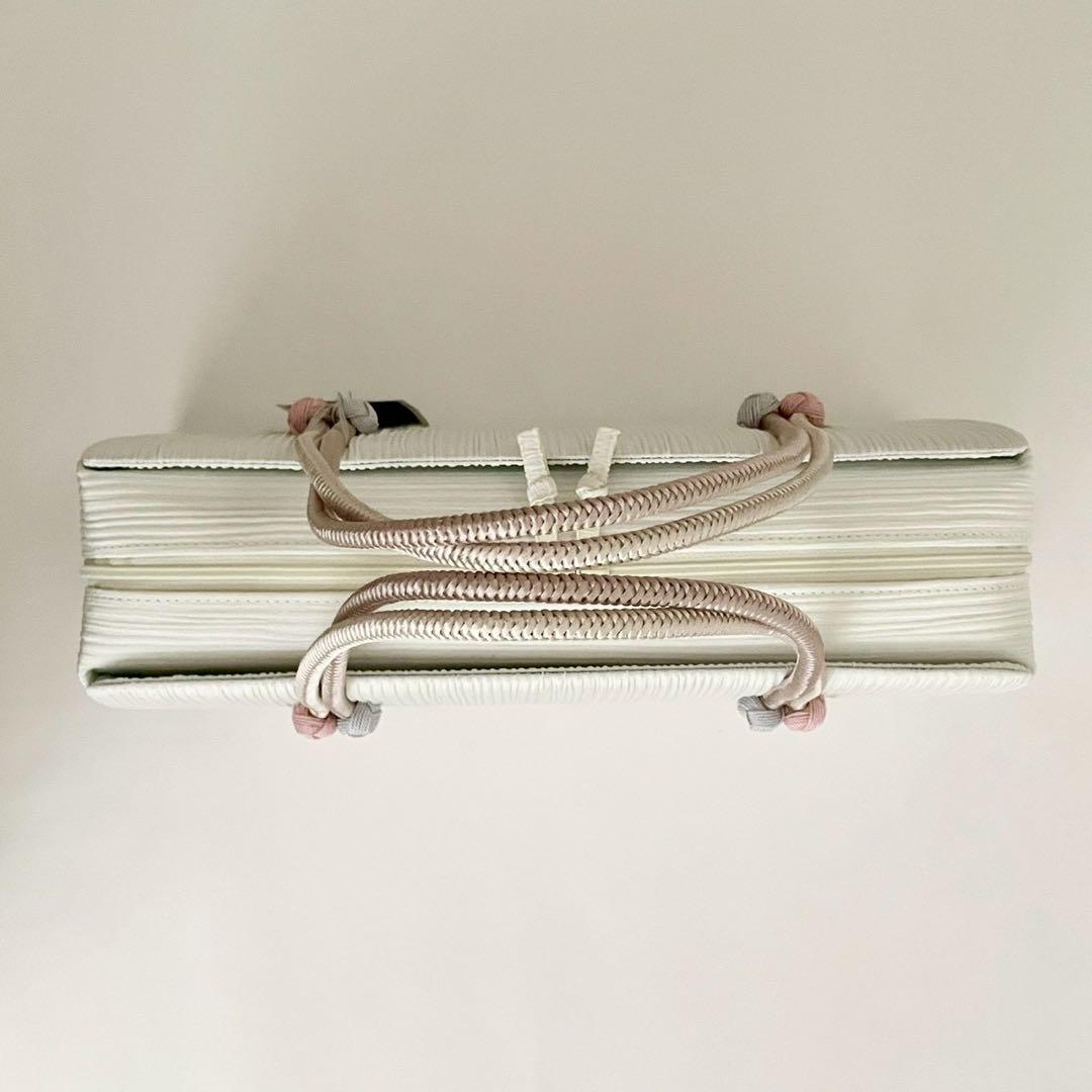 和装バッグ　横長　利休　バッグ　小田巻　白　青みを含んだ 白　正絹　日本製