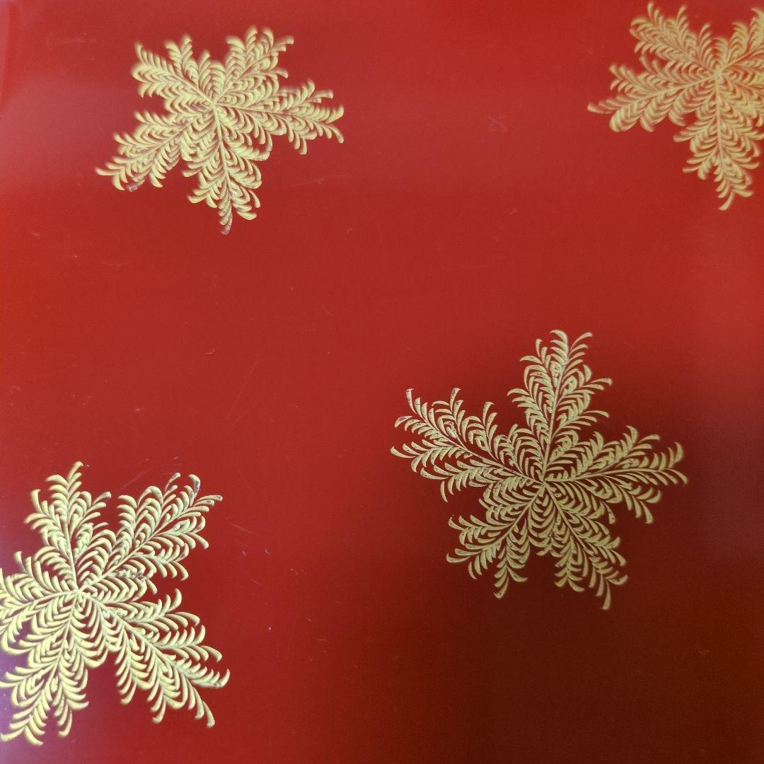 輪島塗　朱呂色塗　忍草　沈金2段重箱