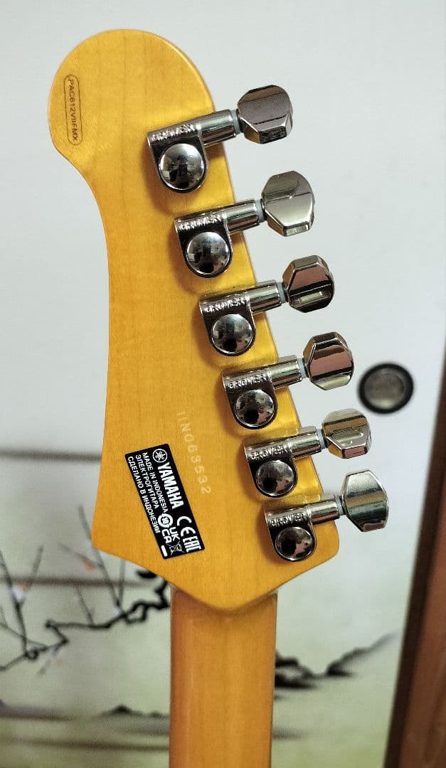 Yamaha PACIFICA 612エレキギター 赤