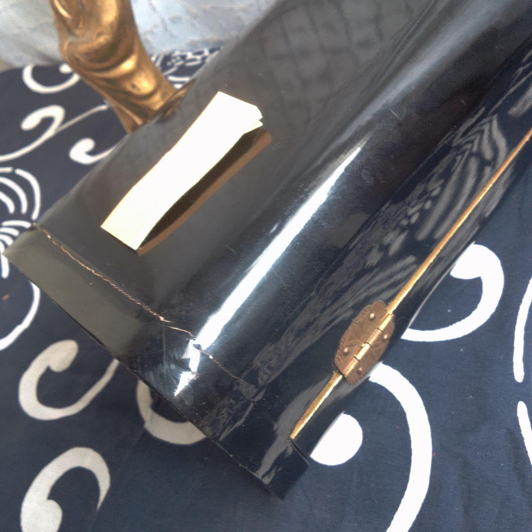 骨董５ 金色の仏像