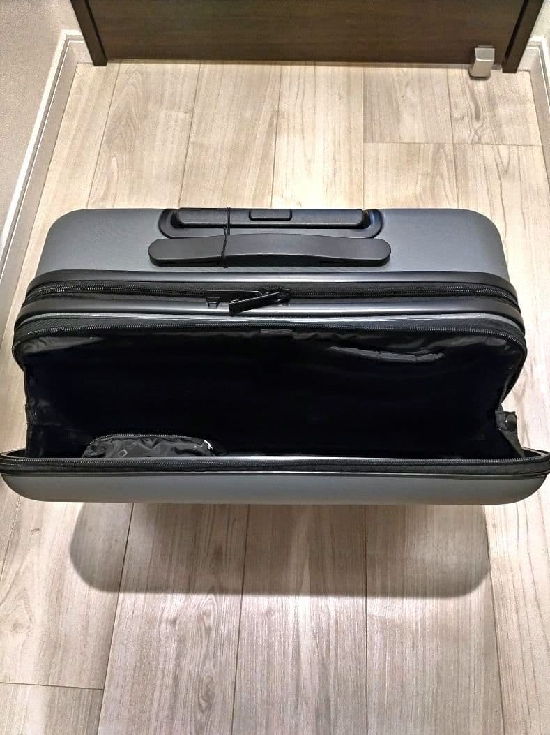 ランドローバー　キャリーケース　機内持ち込み可　グレー