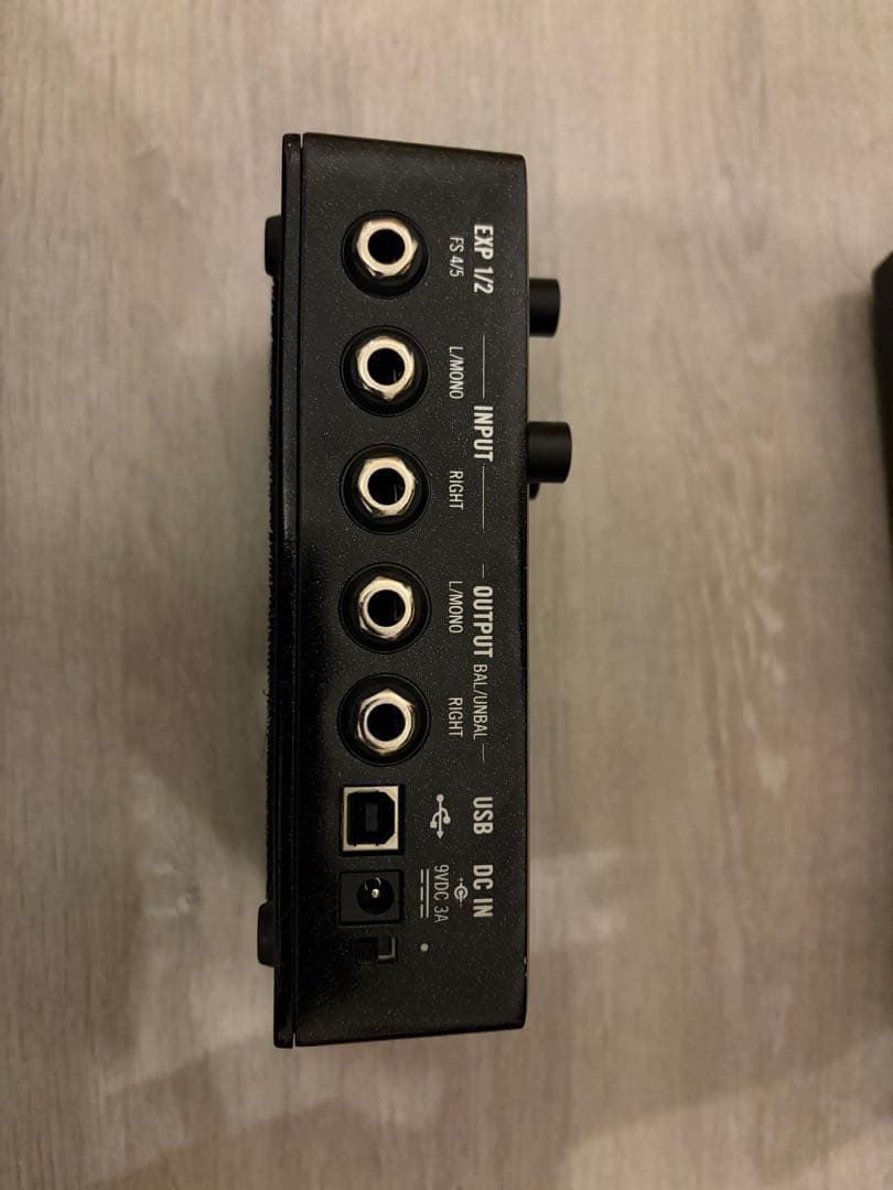 LINE6 HX STOMP (フットスイッチ、ケーブル付き)