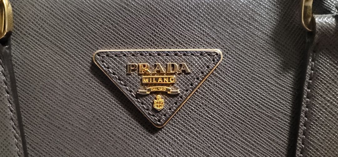 コージー様 PRADA BL0812