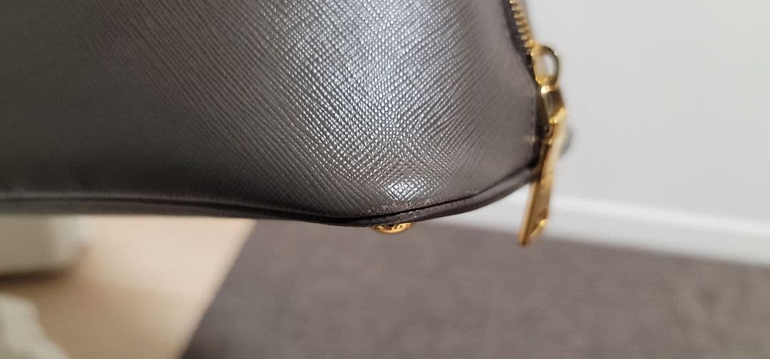 コージー様 PRADA BL0812