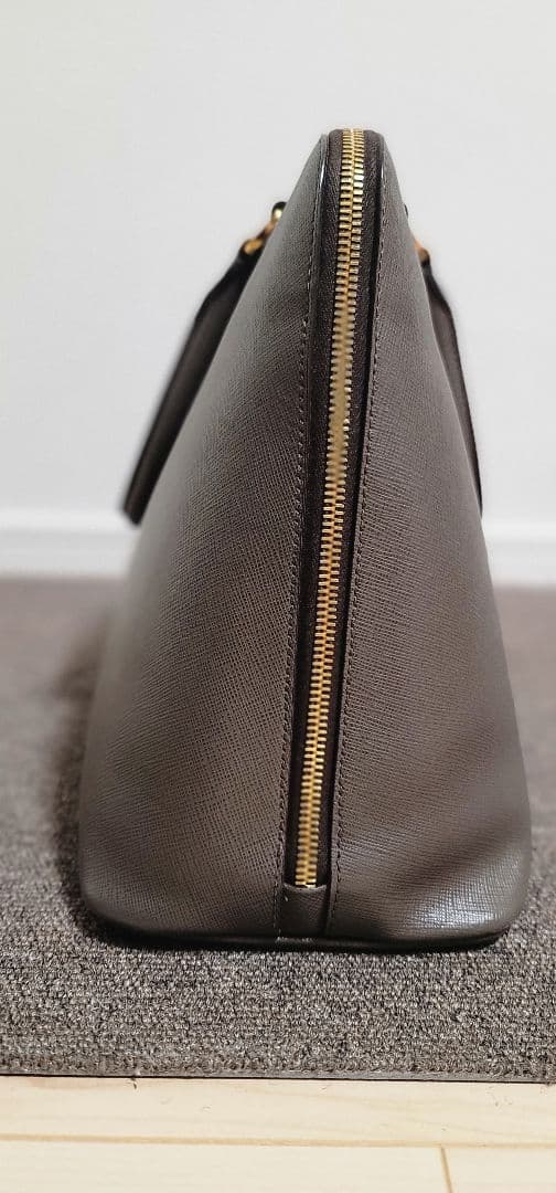 コージー様 PRADA BL0812