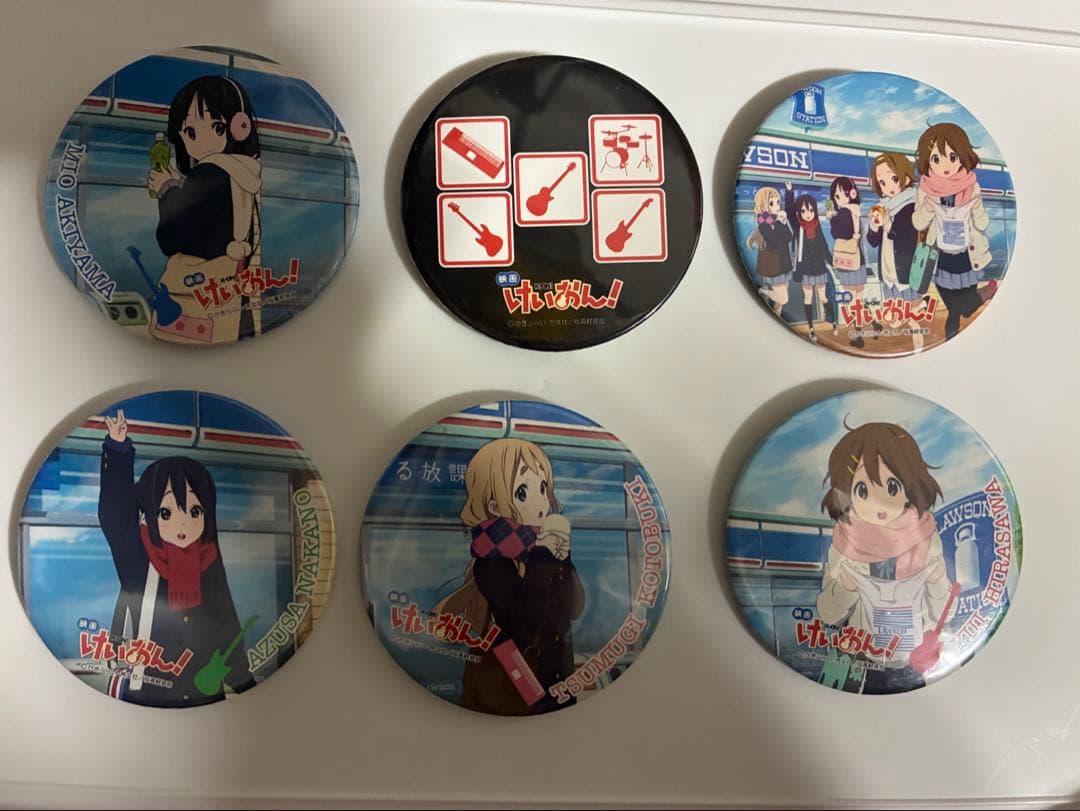 けいおん　ローソン　HMV 缶バッジ　セット　まとめ売り　傷等アリ