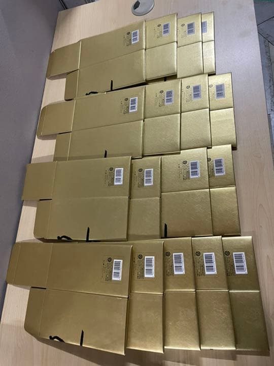 響17年カートンのみ17枚