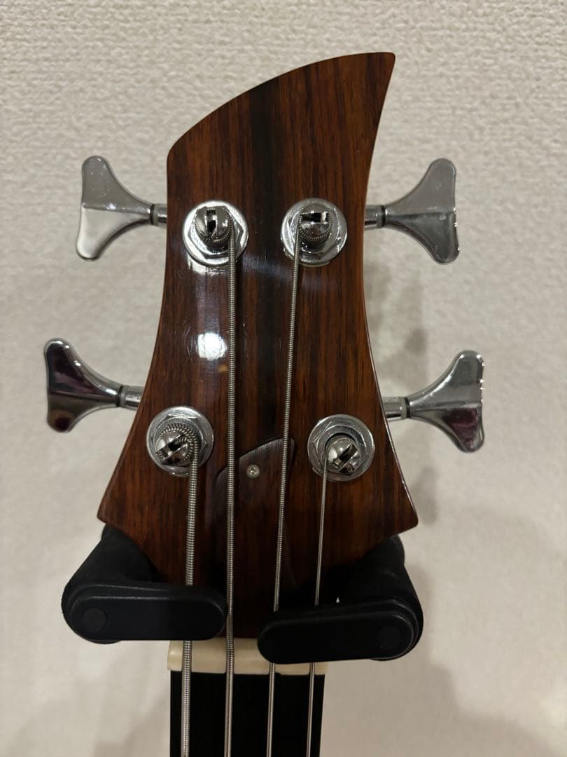 LA LUMINARISTE エレキベース クリア