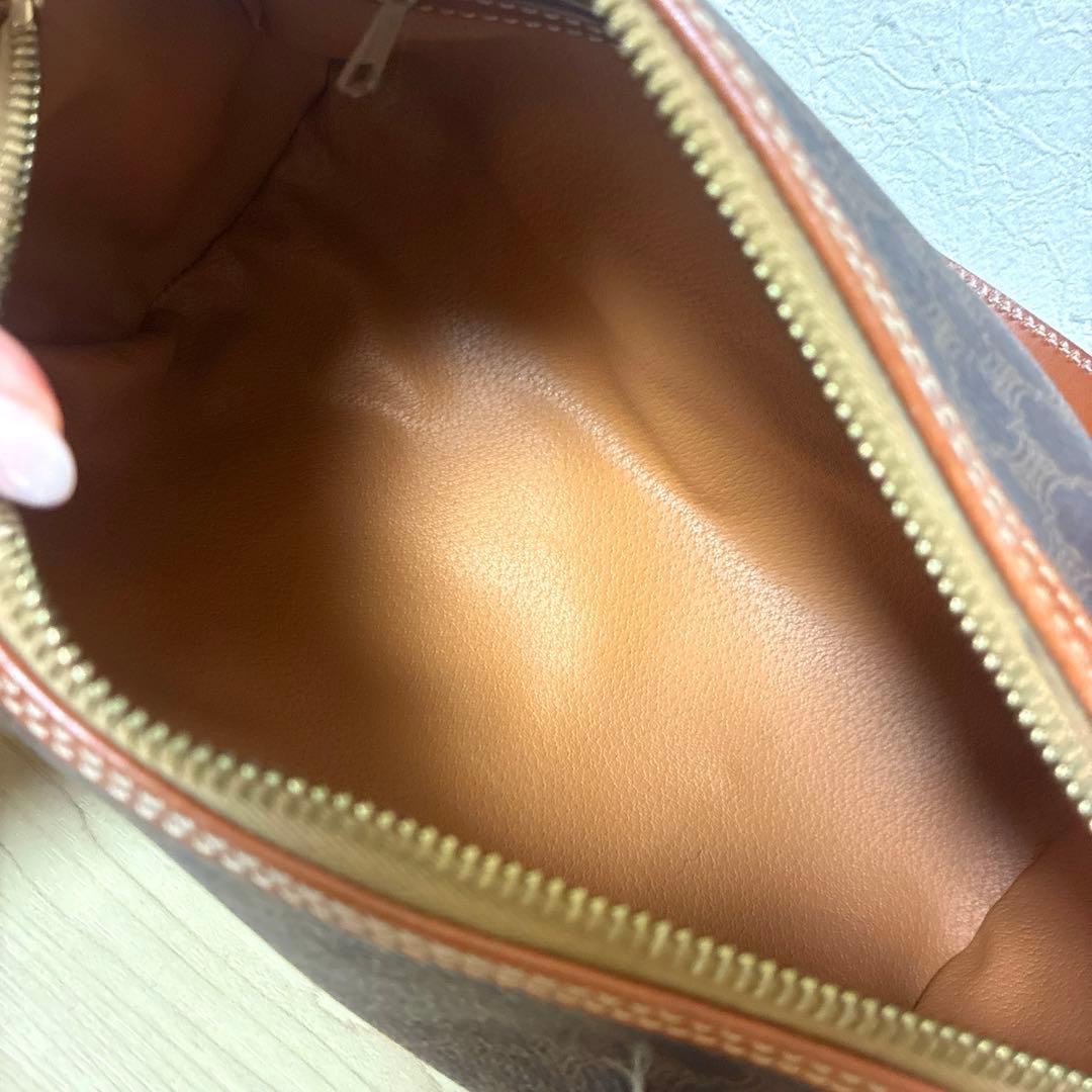 CELINE マカダム パピヨン