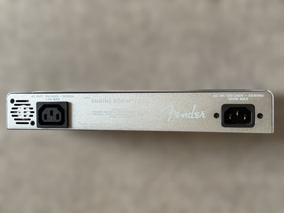 Fender ENGINE ROOM LVL 12 パワーサプライ