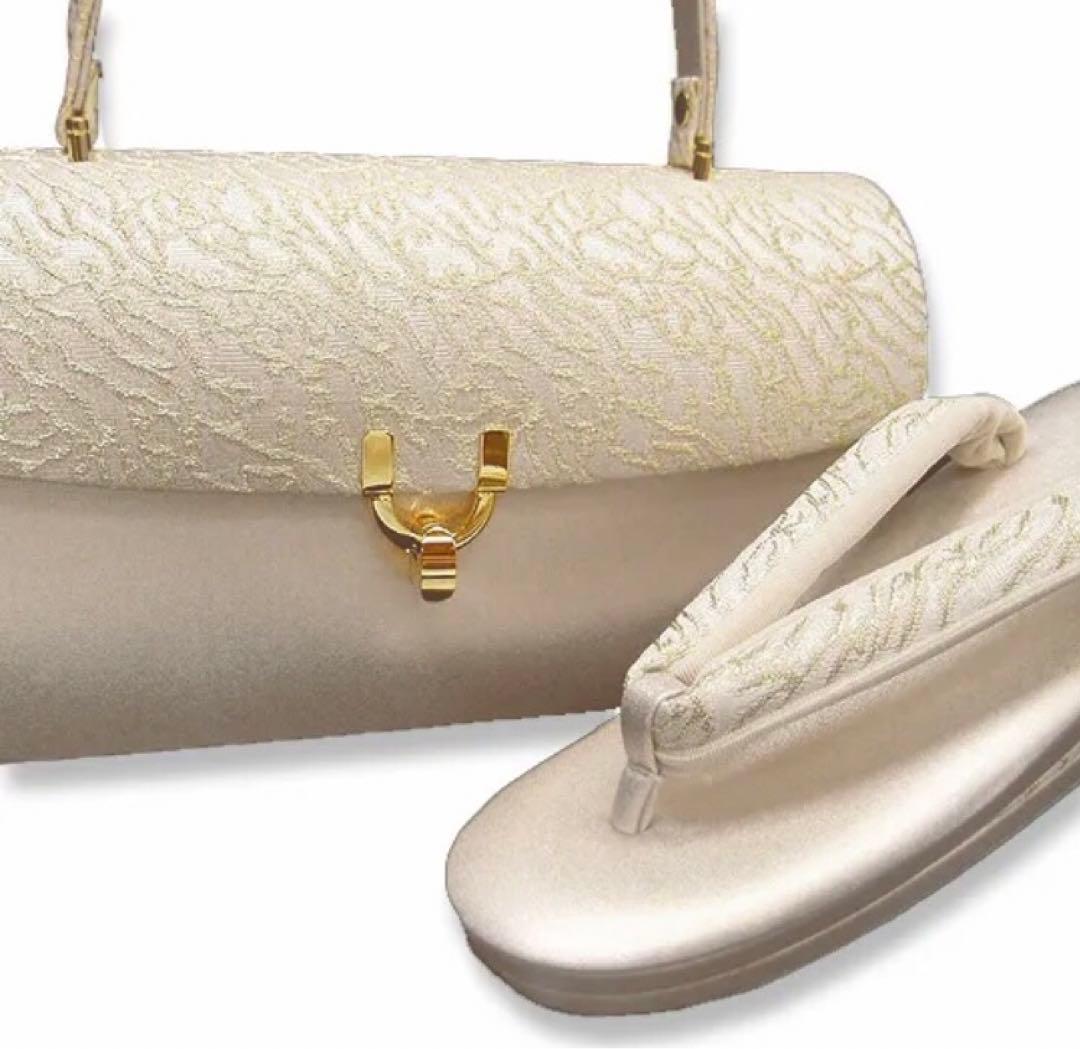 美品✨ローブデコルテ✨礼装用 草履 バッグ 高級生地使用　留袖