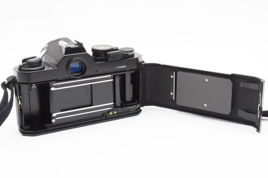 新品級 ニコン NEW FM2 ブラック フィルム　モルト新品交換済 M126