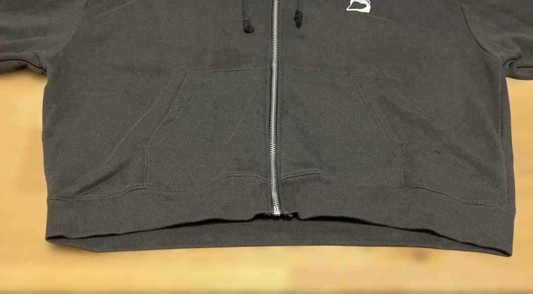 MILE SixTONESパーカー