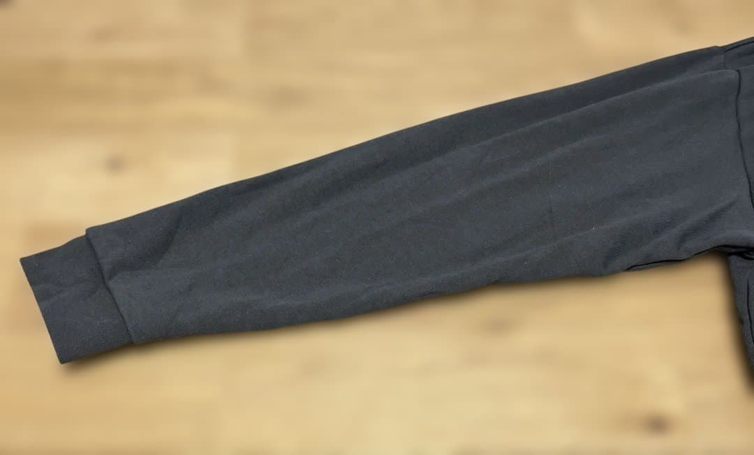 MILE SixTONESパーカー