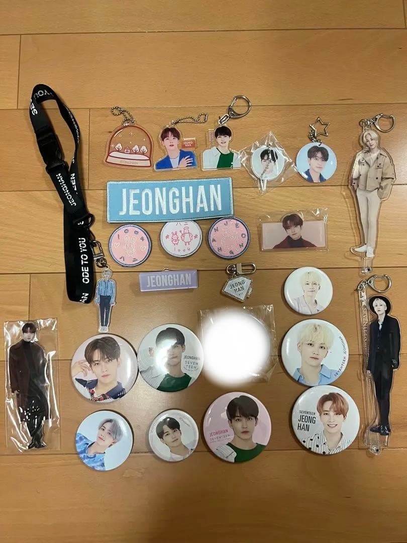 seventeen アクスタ　缶バッジ　グッズ